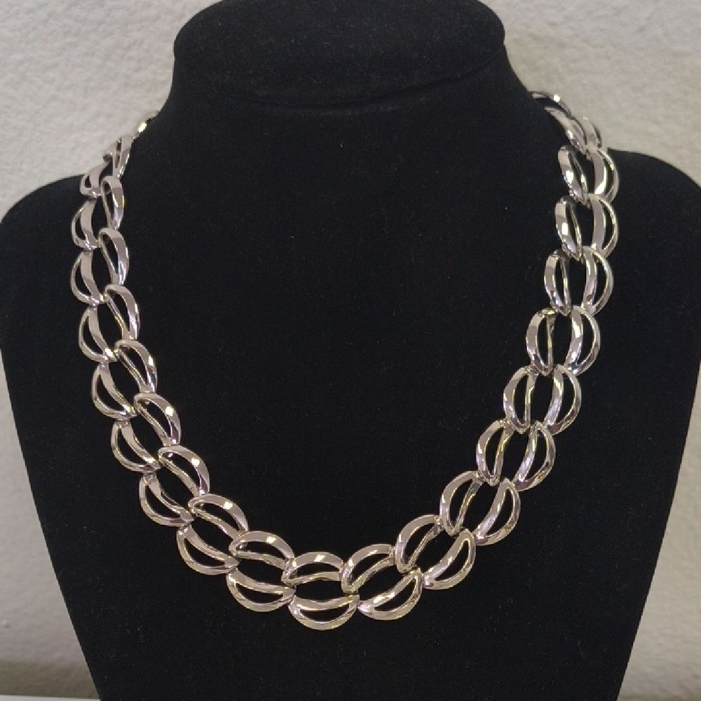 Vintage Napier Silver Tone Necklace